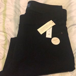 Black Old Navy Rockstar Jeggings - Short Length